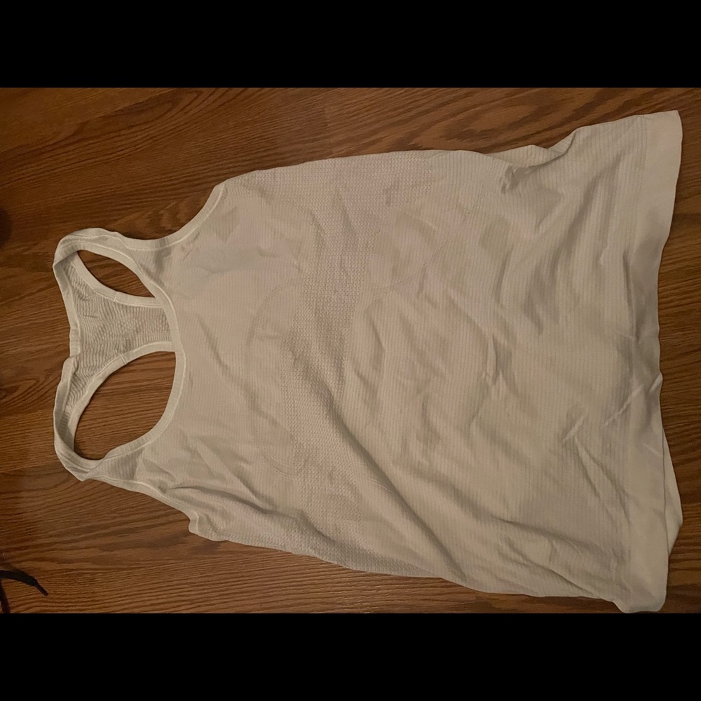 White lulu lemon rub slim fit tank